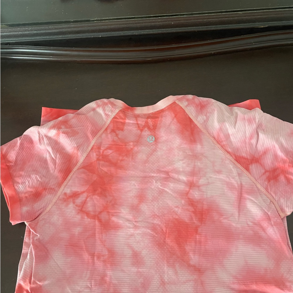 🔴LULULEMON PINK TYE DYE SWIFTLY TECH🔴